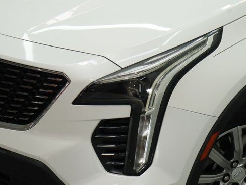 Used 2020 Cadillac XT4 Premium Luxury FWD image 2