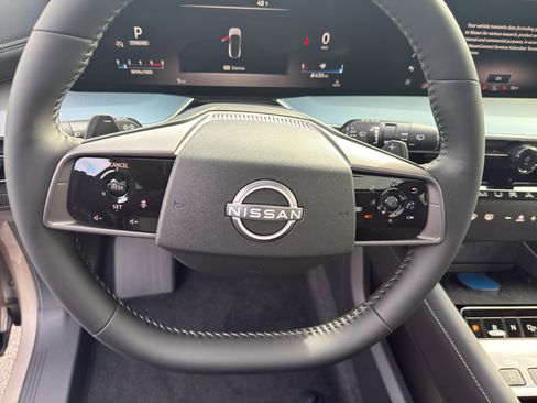 New 2026 Nissan Murano SL image 17