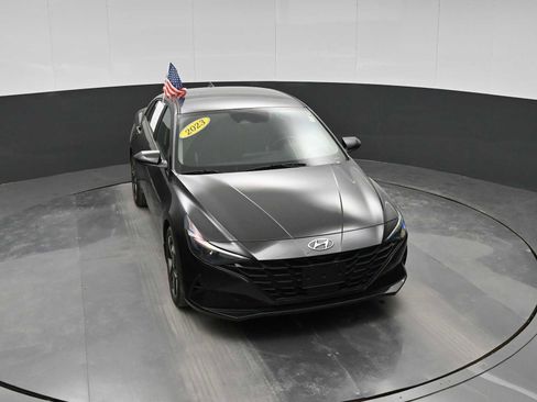 Certified 2023 Hyundai Elantra SEL w/ Convenience Package FWD image 24