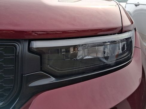 New 2025 Jeep Grand Cherokee Limited AWD/4WD image 4