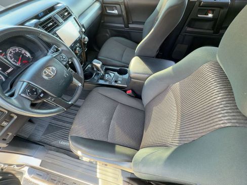 Used 2020 Toyota 4Runner TRD Off Road image 5