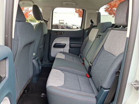 Used 2023 Ford Maverick XLT image 13