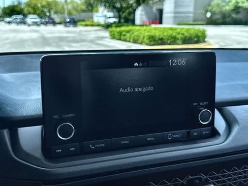 Used 2025 Honda Accord SE image 18
