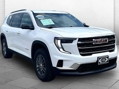Used 2025 GMC Acadia Elevation