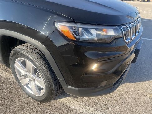 Used 2022 Jeep Compass Latitude w/ Convenience Group image 9