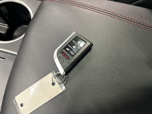 Used 2024 Acura MDX A-Spec image 25