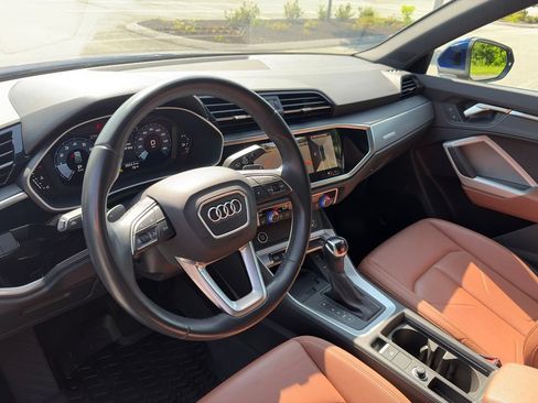 Used 2023 Audi Q3 2.0T Premium Plus w/ Premium Plus Package AWD/4WD image 9