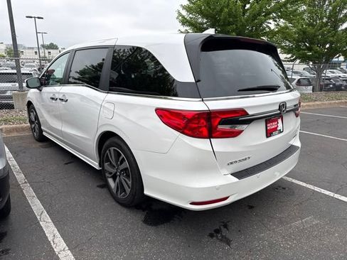 Used 2024 Honda Odyssey Touring image 4