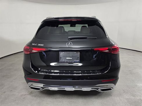 New 2026 Mercedes-Benz GLC 300 image 5