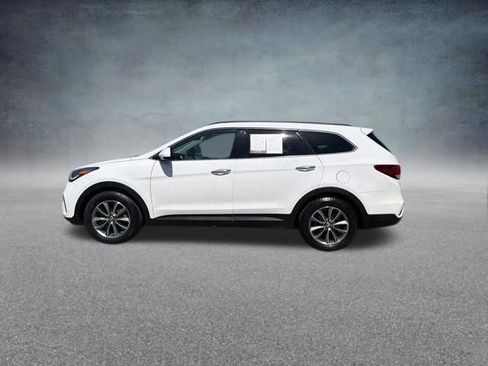 Used 2017 Hyundai Santa Fe SE AWD/4WD image 12
