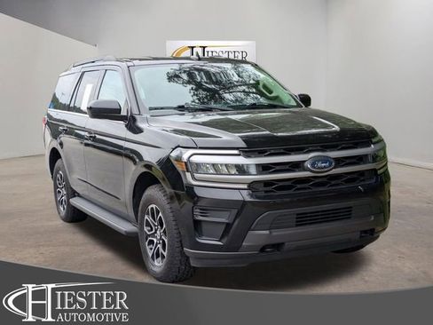 Used 2022 Ford Expedition XLT AWD/4WD image 1