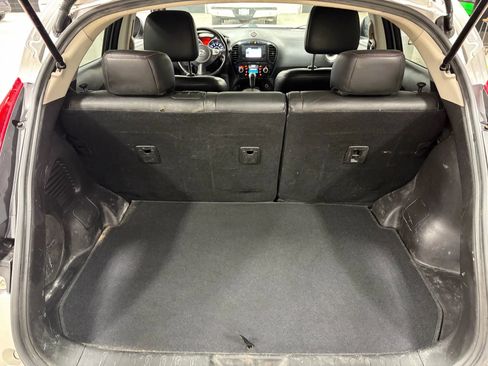 Used 2011 Nissan Juke SL AWD/4WD image 24