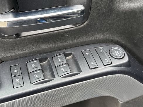 Used 2017 Chevrolet Silverado 1500 LT w/ All Star Edition image 32