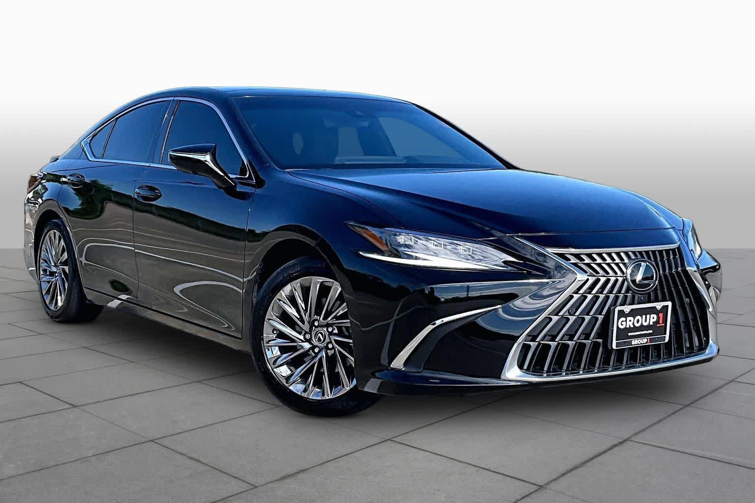 Used 2024 Lexus ES 350 Ultra Luxury w/ Accessory Package (Z2) FWD image 3