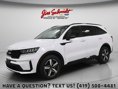 Used 2022 Kia Sorento S w/ Panoramic Sunroof Package FWD image 1