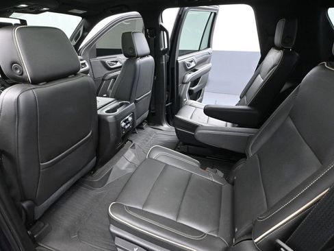 Used 2021 GMC Yukon SLT w/ SLT Luxury Plus Package AWD/4WD image 39