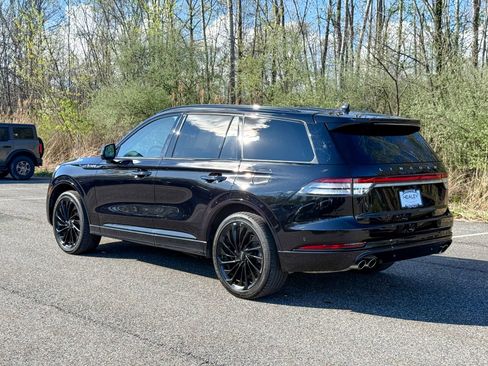 Used 2024 Lincoln Aviator Reserve w/ Equipment Group 201A image 4