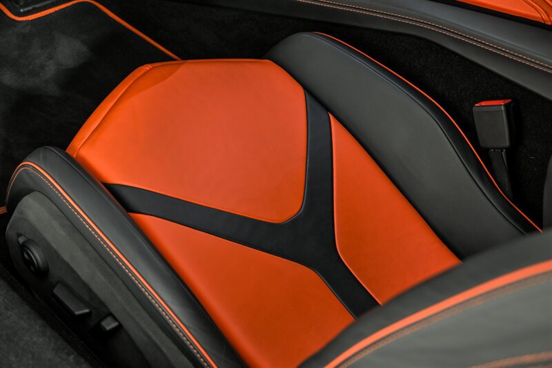 Used 2024 Lamborghini Revuelto AWD/4WD image 44