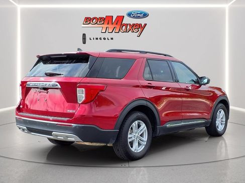 Used 2023 Ford Explorer XLT w/ Equipment Group 202A AWD/4WD image 4