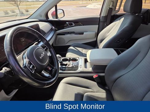 Used 2024 Kia Carnival SX Prestige FWD image 12