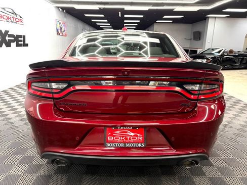 Used 2022 Dodge Charger R/T w/ Blacktop Package RWD image 12