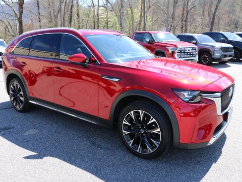 Used 2024 MAZDA CX-90 Plug-In Hybrid w/ Premium Pkg image 10
