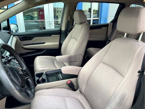 Used 2021 Honda Odyssey EX image 11
