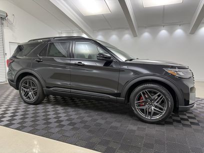 New 2025 Ford Explorer ST-Line