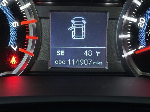 Used 2016 Toyota 4Runner Limited image 14