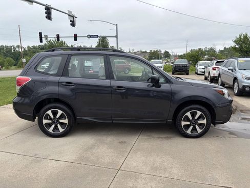 Used 2018 Subaru Forester 2.5i w/ Alloy Wheel Package AWD/4WD image 4
