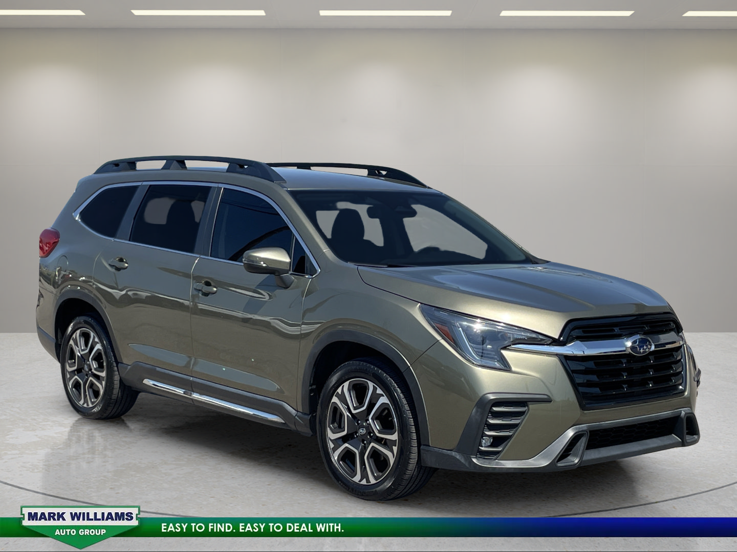 Used 2023 Subaru Ascent Limited AWD/4WD image 1