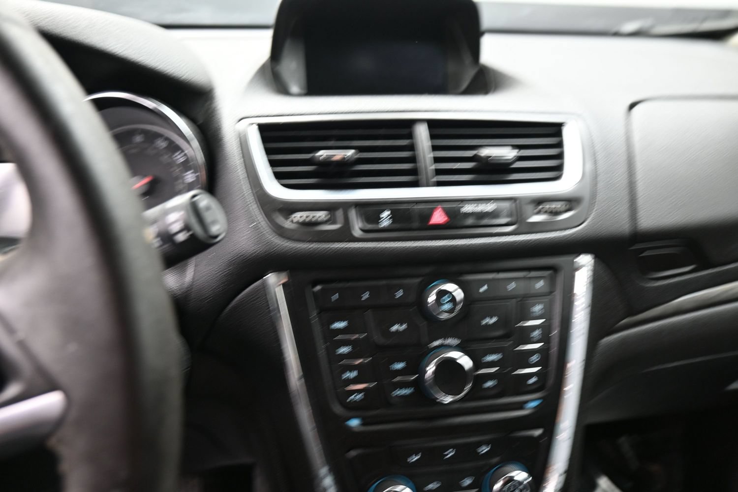 Used 2016 Buick Encore FWD image 15