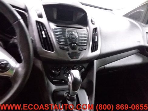 Used 2014 Ford Transit Connect XLT image 10