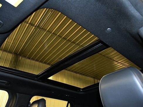 Used 2024 Lincoln Navigator Premiere image 26