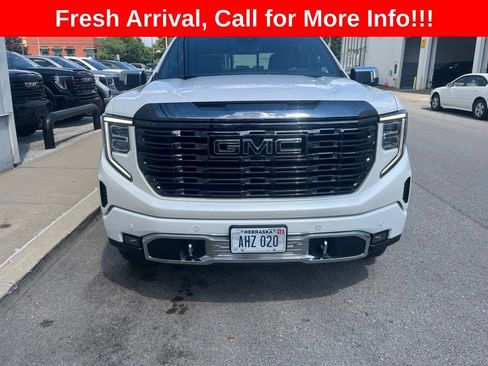 Used 2022 GMC Sierra 1500 Denali Ultimate AWD/4WD image 2