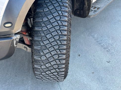 Used 2019 Ford F150 Raptor image 9