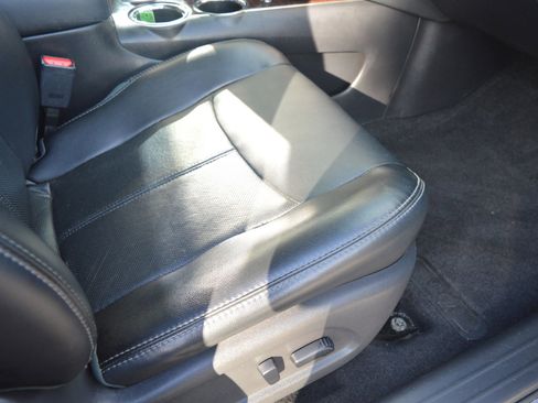 Used 2015 Nissan Pathfinder Platinum AWD/4WD image 20