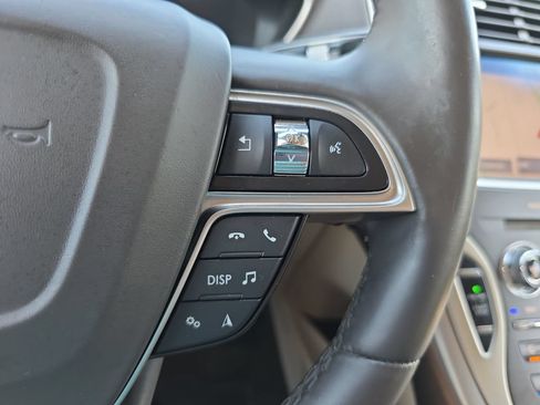 Used 2020 Lincoln Nautilus Reserve FWD image 20