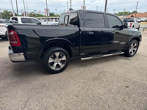 Used 2019 RAM 1500 Laramie AWD/4WD image 22