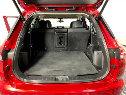 Used 2022 Mitsubishi Outlander SE FWD image 37