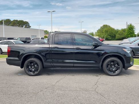 New 2026 Honda Ridgeline Black Edition image 2