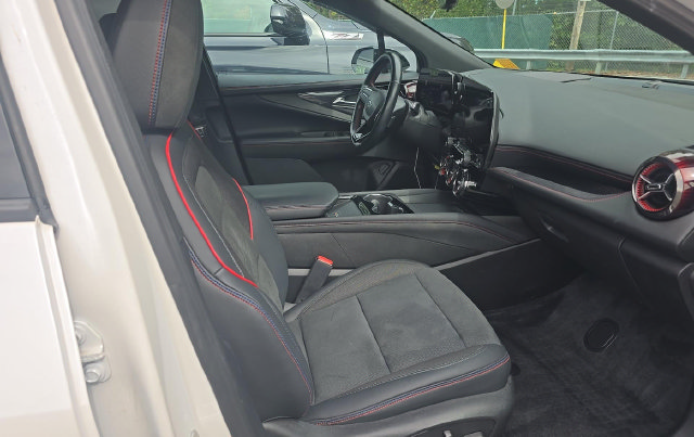 Used 2024 Chevrolet Blazer EV RS AWD/4WD image 7