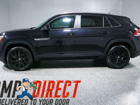 Used 2024 Volkswagen Atlas Cross Sport SE FWD image 10