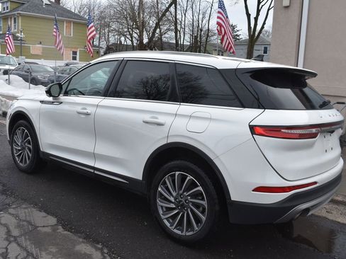 Used 2024 Lincoln Corsair Reserve w/ Equipment Group 201A image 8