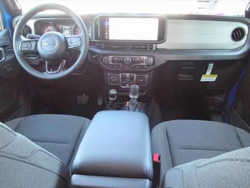 New 2026 Jeep Wrangler Unlimited Sport AWD/4WD image 13