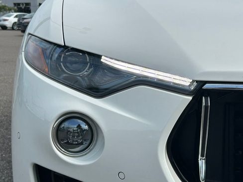 Used 2023 Maserati Levante GT AWD/4WD image 45
