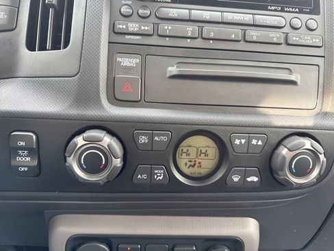 Used 2013 Honda Ridgeline RTL image 19