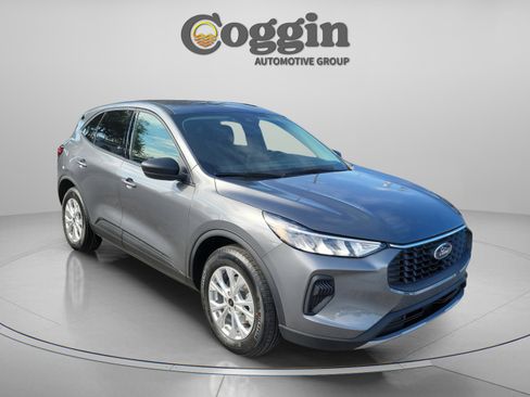 New 2026 Ford Escape Active image 4