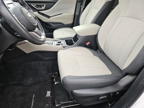 Certified 2021 Subaru Forester Premium image 15