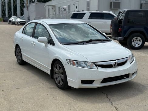 Used 2010 Honda Civic LX image 4